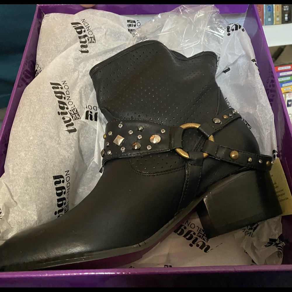 Twiggy London Black High Heel Boots